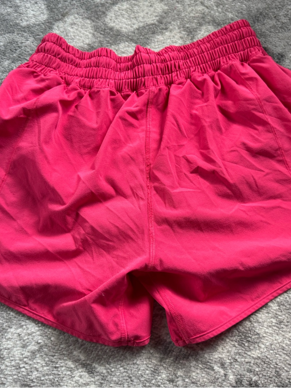 lululemon athletica Bright Pink hotty hots 4” Shorts size 4